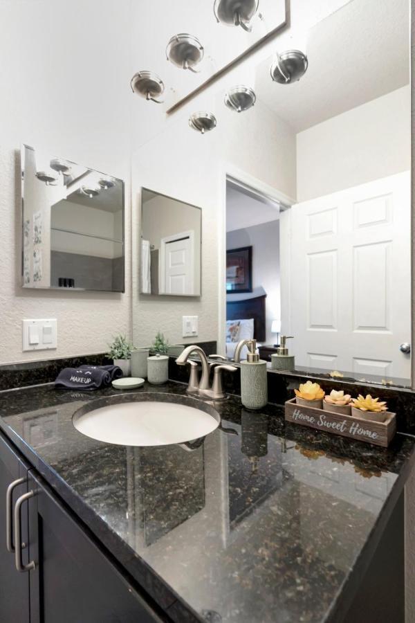 Tropical 3Br Suite-2 Resort Style Pools-5 Mil To Bay-Gym-Close To Beach Tampa Exteriér fotografie