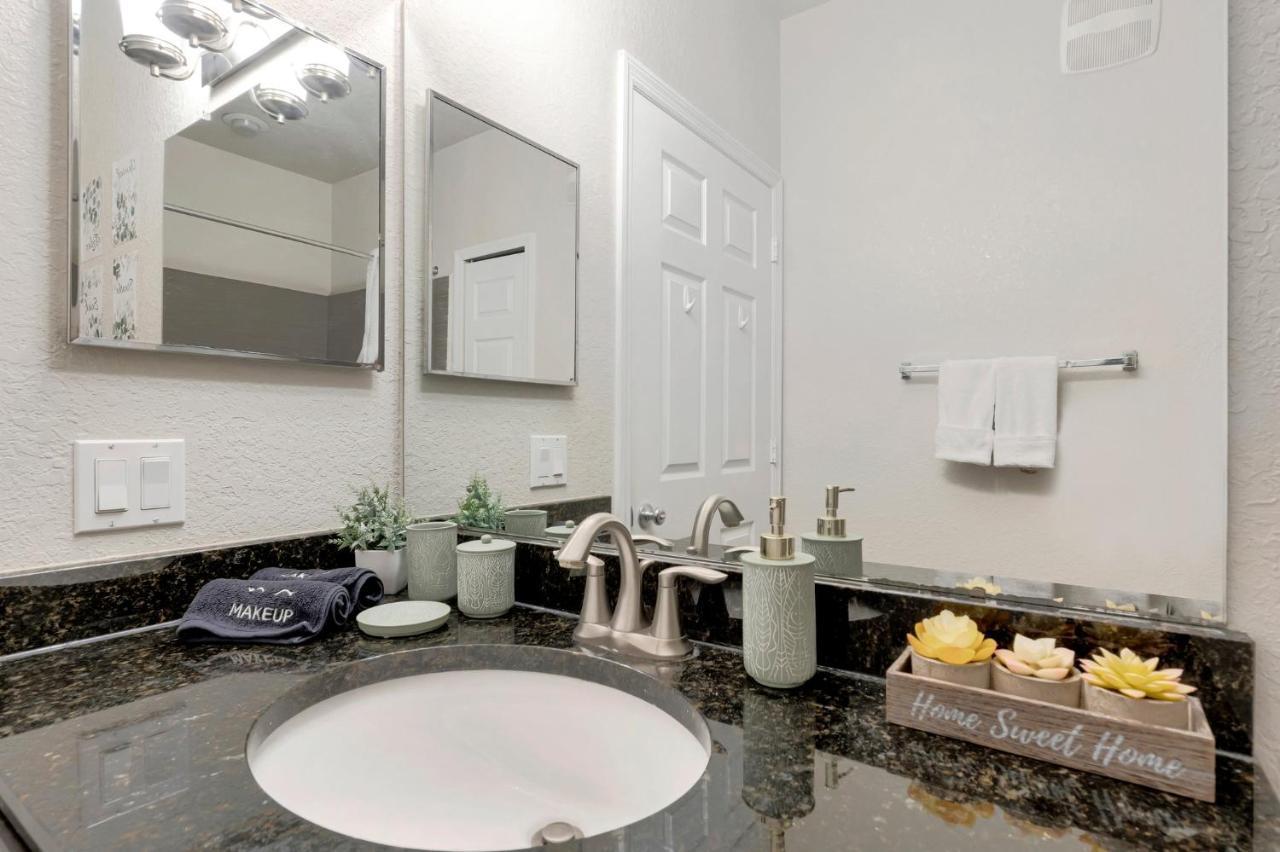 Tropical 3Br Suite-2 Resort Style Pools-5 Mil To Bay-Gym-Close To Beach Tampa Exteriér fotografie