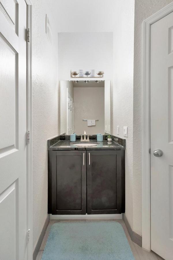 Tropical 3Br Suite-2 Resort Style Pools-5 Mil To Bay-Gym-Close To Beach Tampa Exteriér fotografie